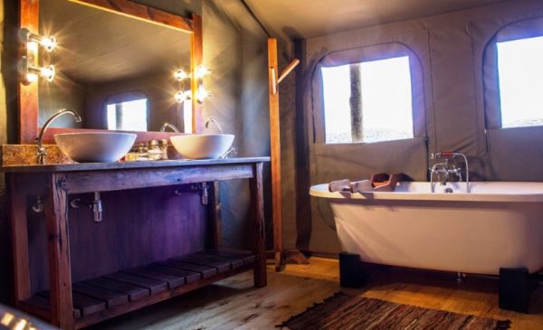 Oudtshoorn: Buffelsdrift Game Lodge