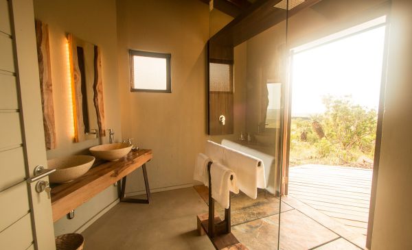 Hluhluwe: Rhino Ridge Safari Lodge