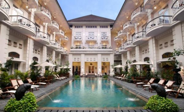 Yogyakarta: The Phoenix Hotel