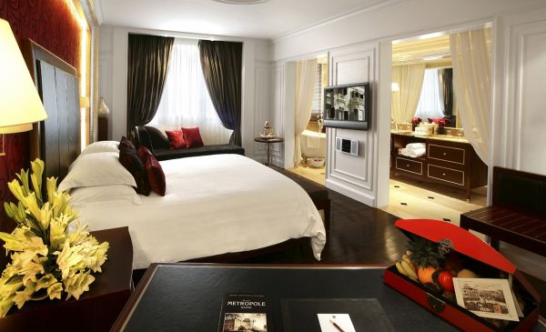 Hanoi: Sofitel Legend Metropole Hotel