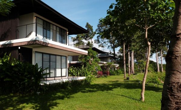 Champassak: The River Resort