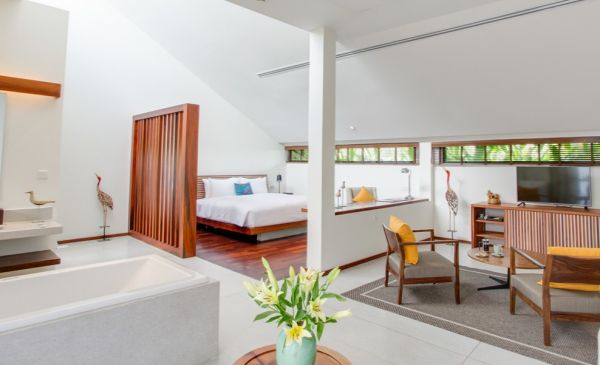 Siem Reap: The Aviary Hotel