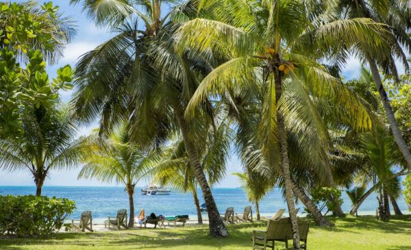 Praslin: Indian Ocean Lodge