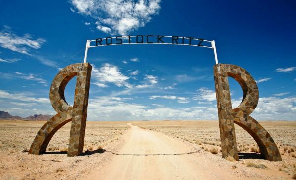 Namib Naukluft: Rostock Ritz Desert Lodge