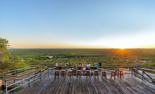 Damaraland: Damara Mopane Lodge