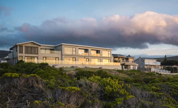 Hermanus: Schulphoek Seafront Guesthouse