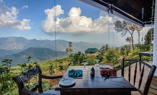 Kandy: Madulkelle Tea & Eco Lodge