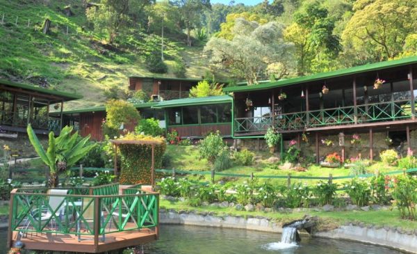 San Gerardo de Dota: Trogon Lodge