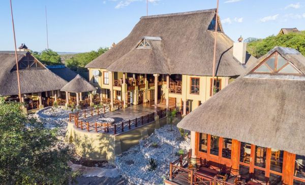 Etosha Zuid: Epacha Game Lodge