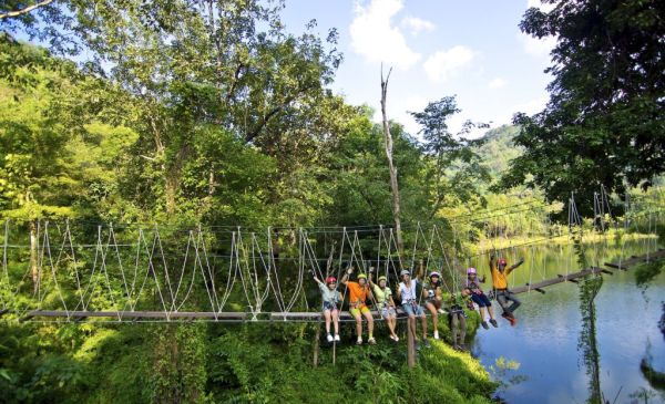 Kanchanaburi: River Kwai Resotel