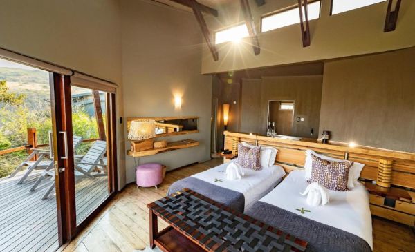 Hluhluwe: Rhino Ridge Safari Lodge